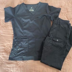 ADAR PRO grey women’s scrubs. XS